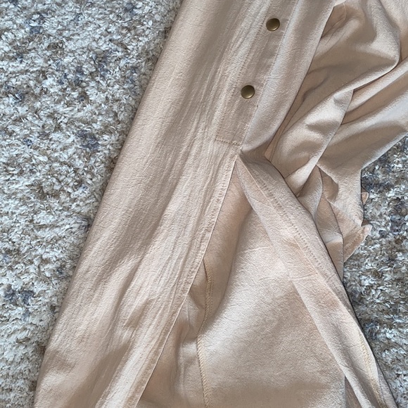 NWOT Wide Leg Pant with Snaps and Slit - Picture 15 of 16